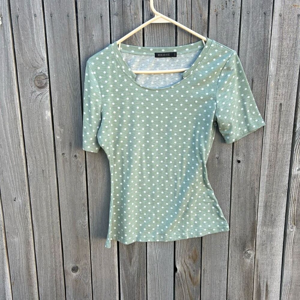 Mikarose blouse tshirt short sleeve polka dot size small